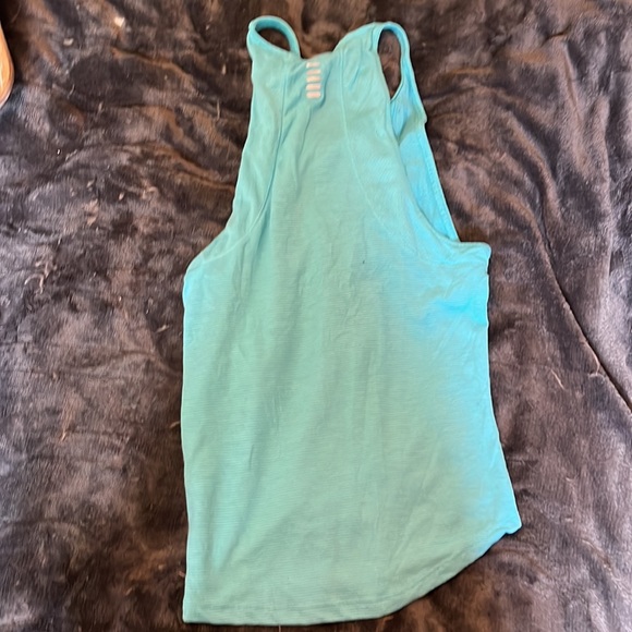 Blue workout tanktop - Picture 3 of 3